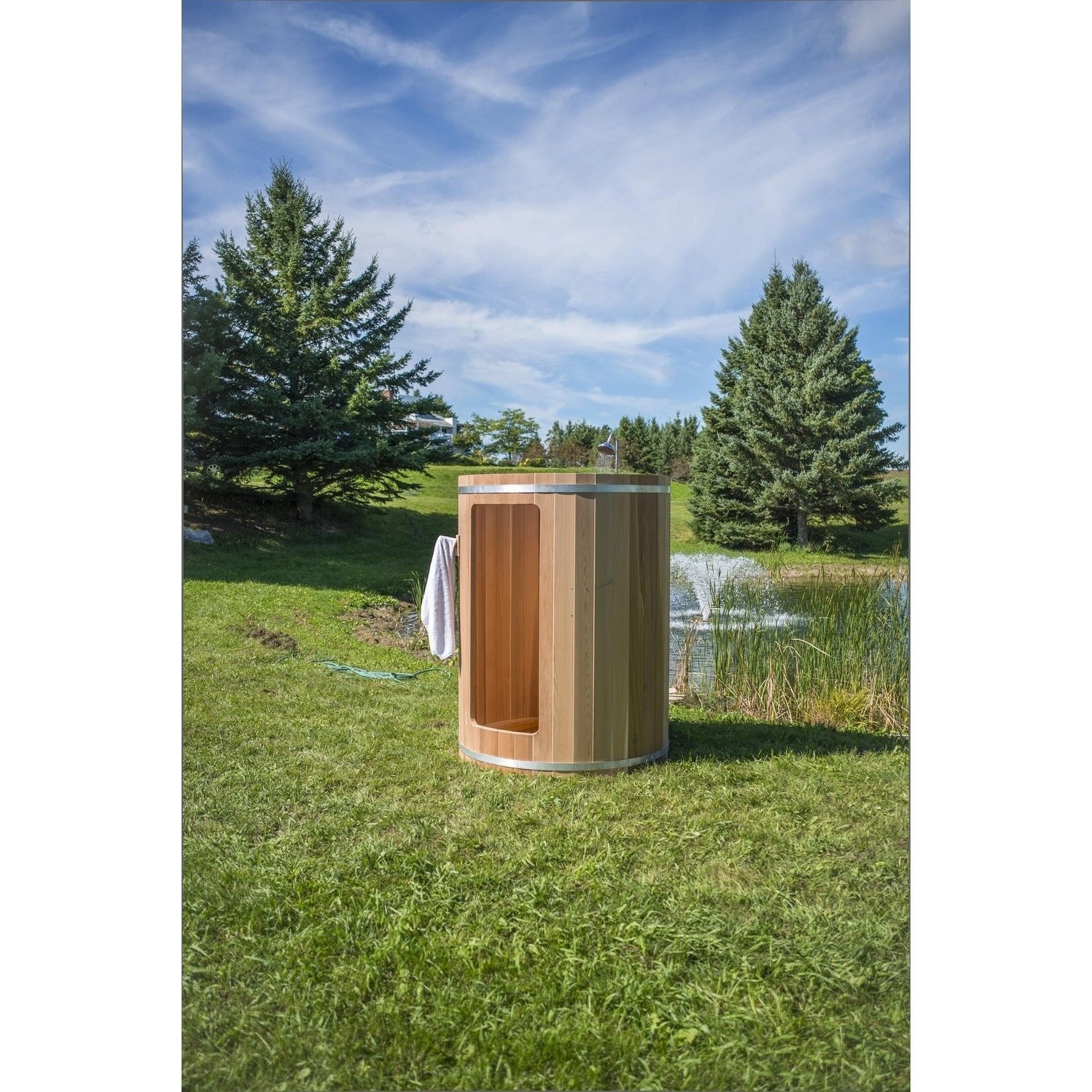 LeisureCraft Rainbow Outdoor Shower